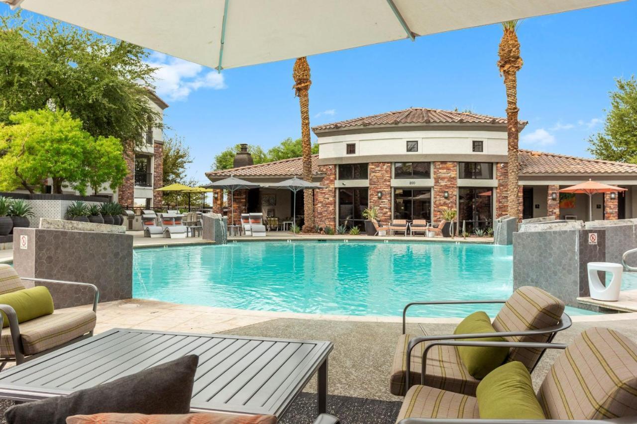 Cozysuites Glendale By The Stadium With Pool 06 Dış mekan fotoğraf